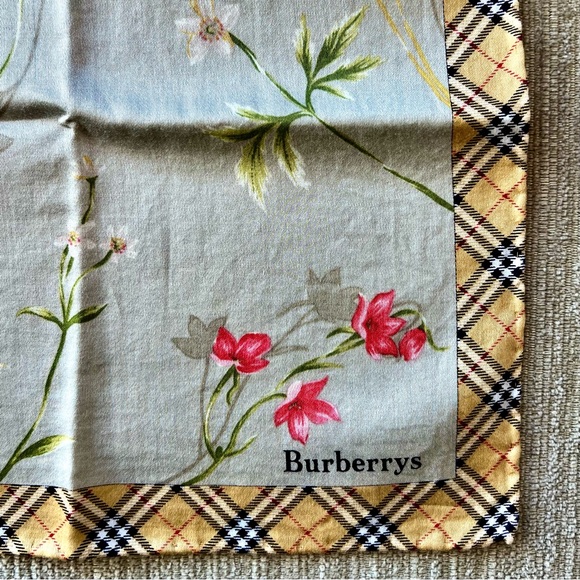 Burberry floral print scarf handkerchief - Picture 2 of 2